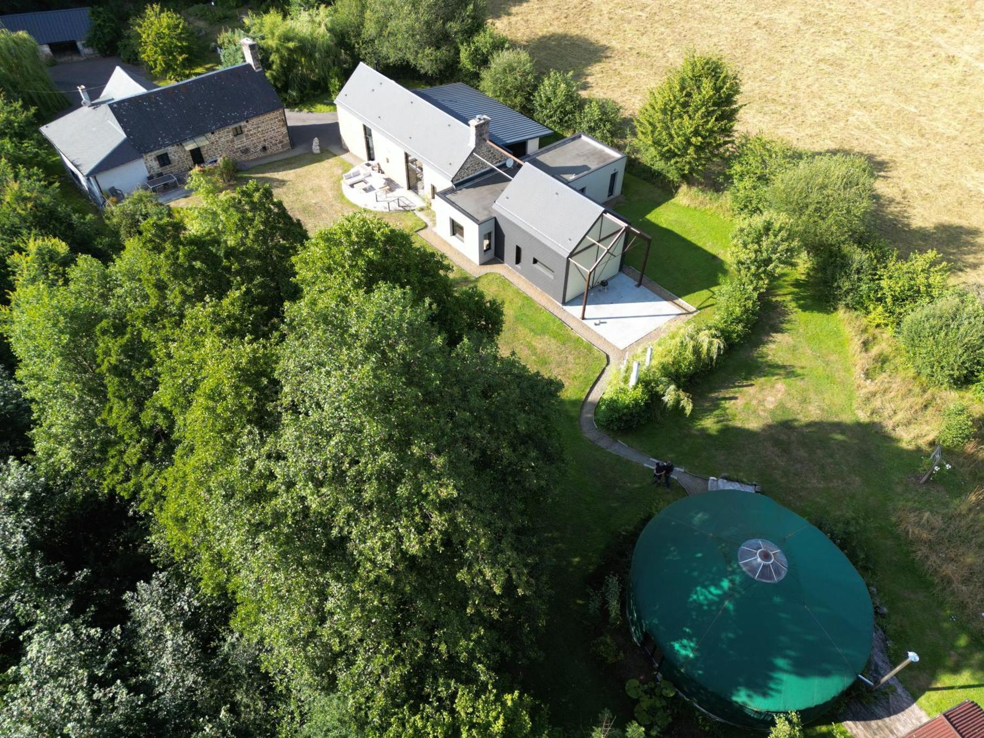 Vila Le Moulin Des Rivieres Breel Exteriér fotografie